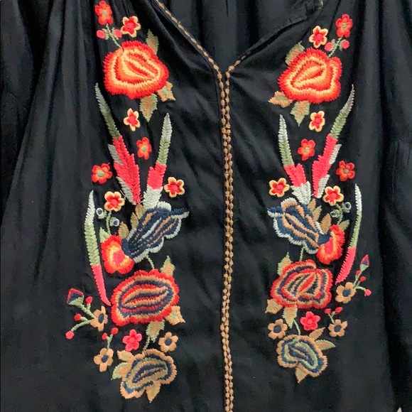 Embroidered Boho Top - Picture 3 of 4